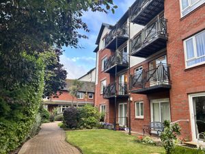 Photo 4- click for photo gallery